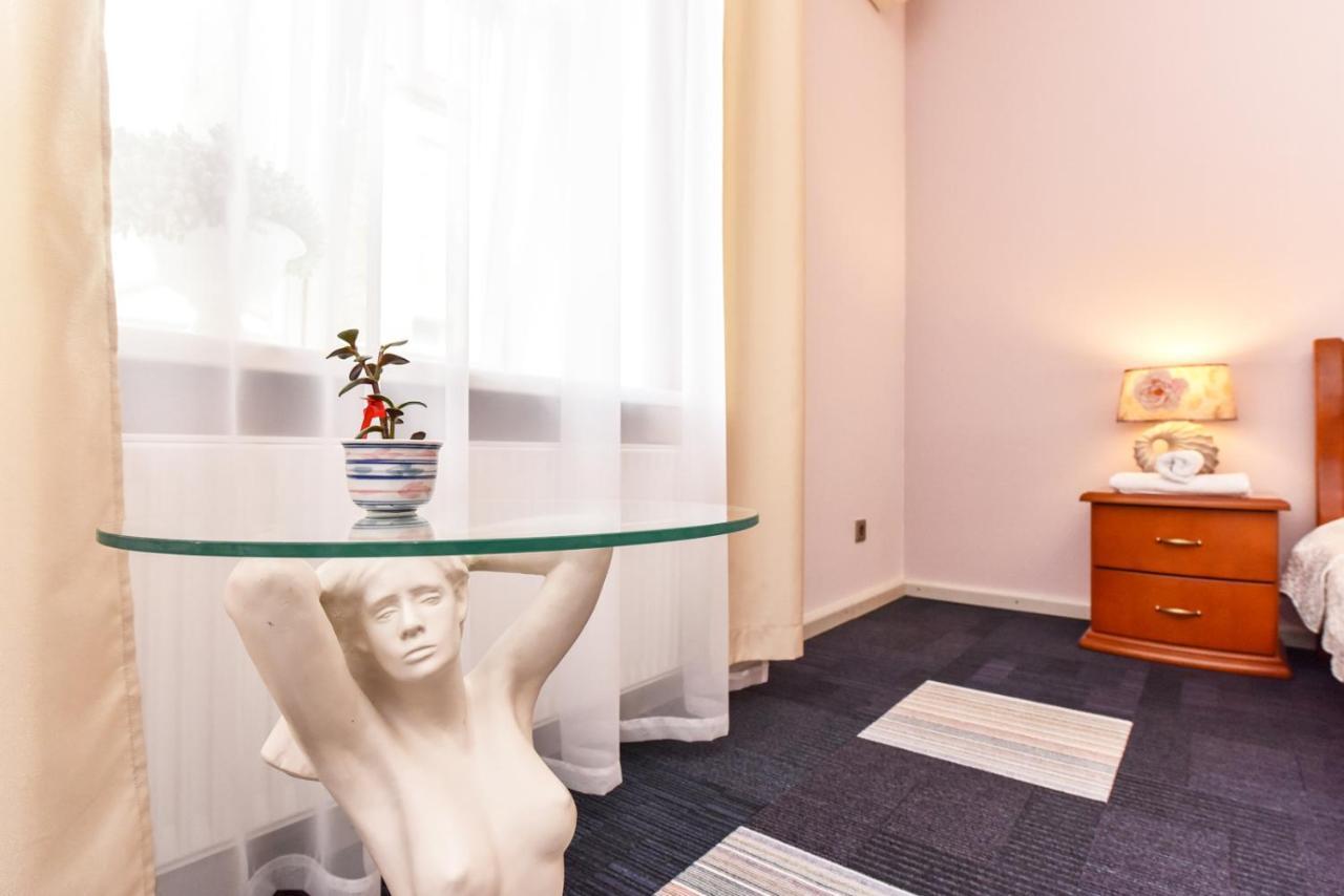 Hotel Jugend With Self Check-In Liepāja Exteriér fotografie